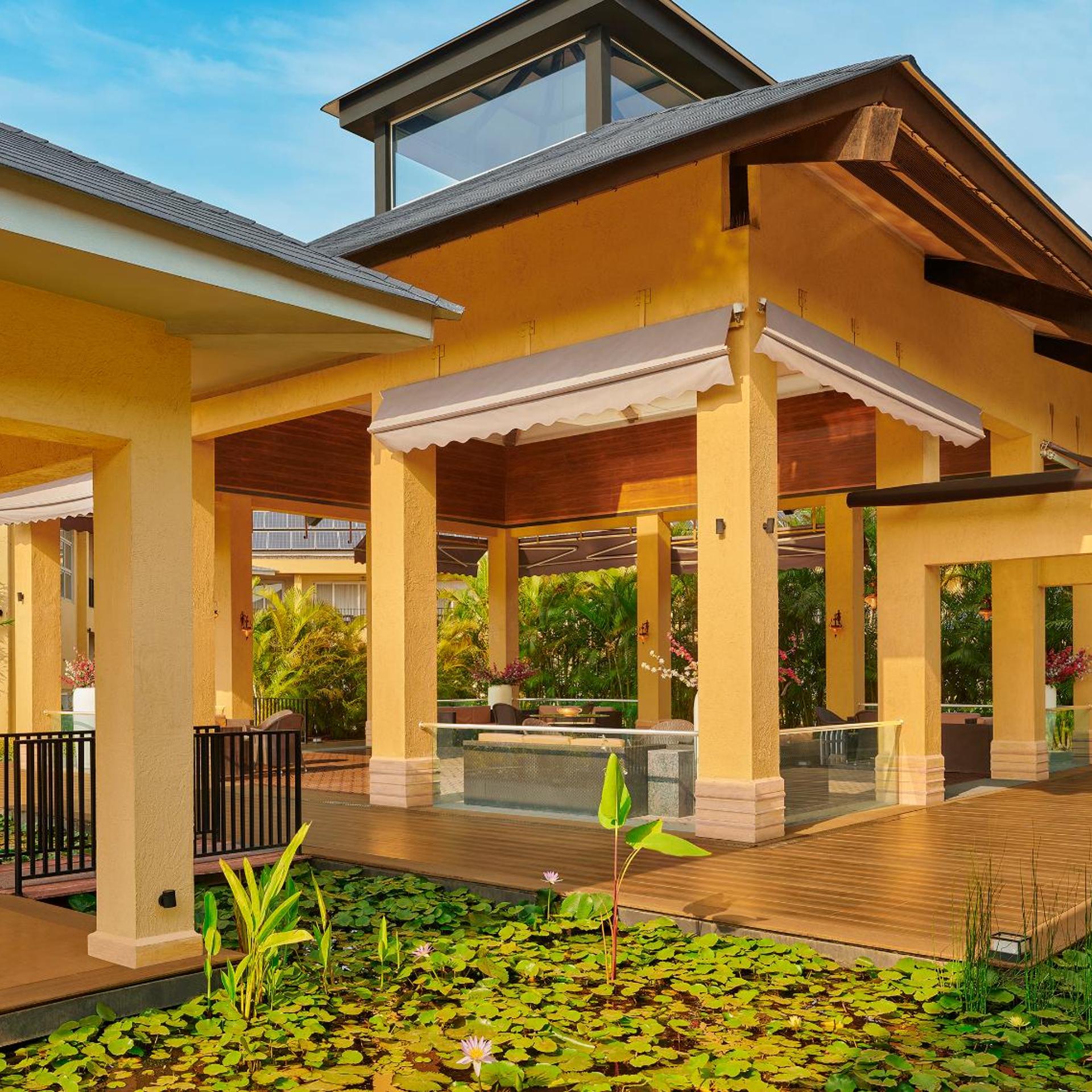 Tropical Retreat 5/51