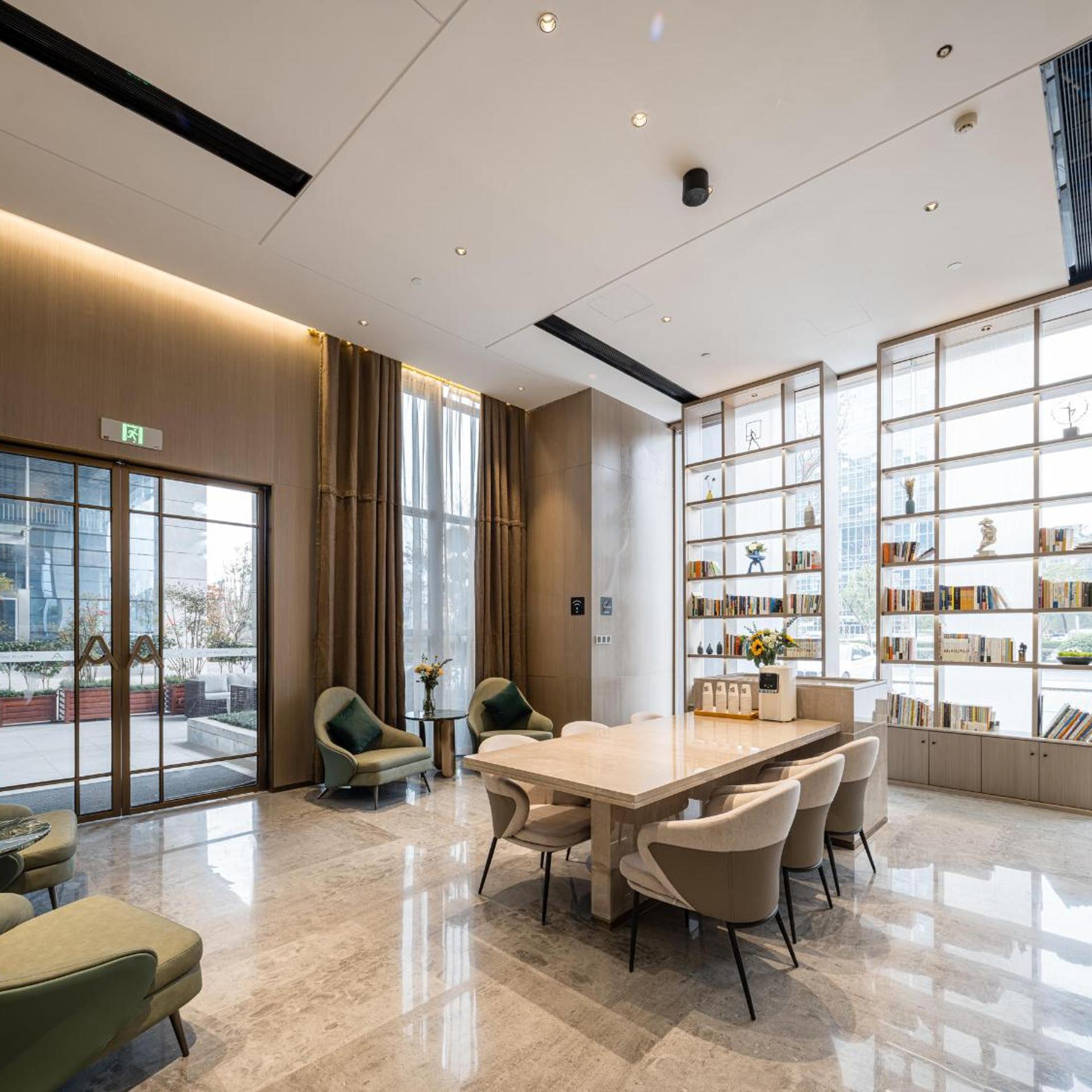 Atour Hotel Yiwu International Trade City Passenger Transport Center 30/36