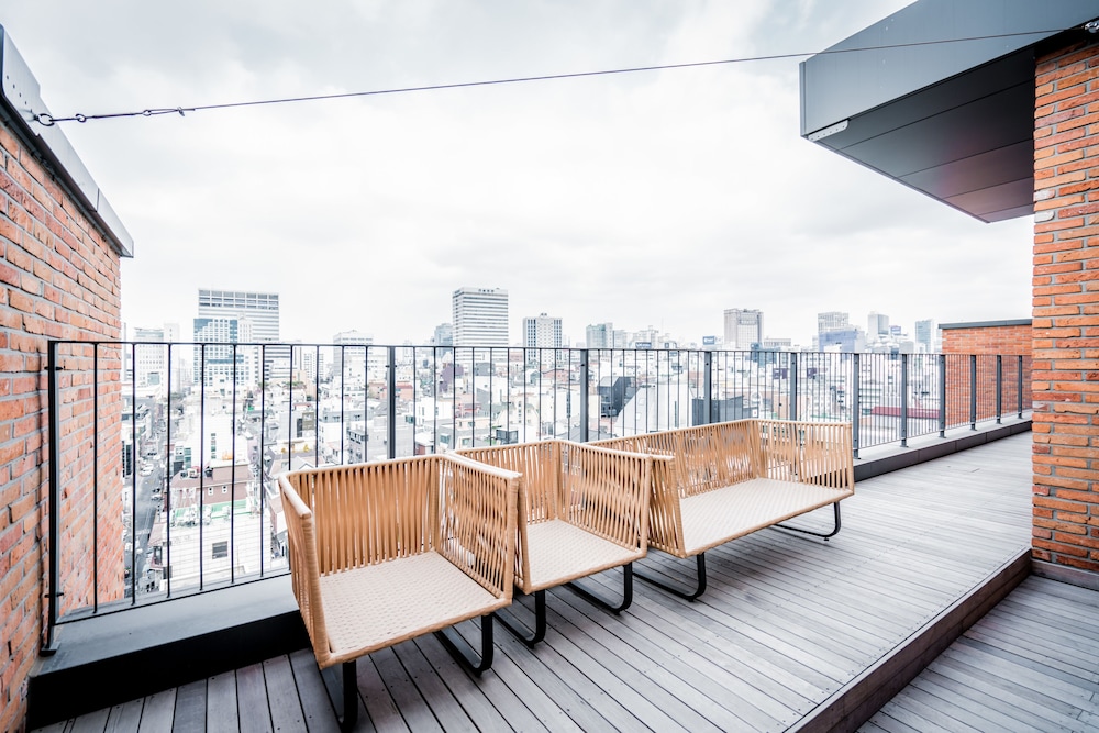Patio 7 Hotel 5/71