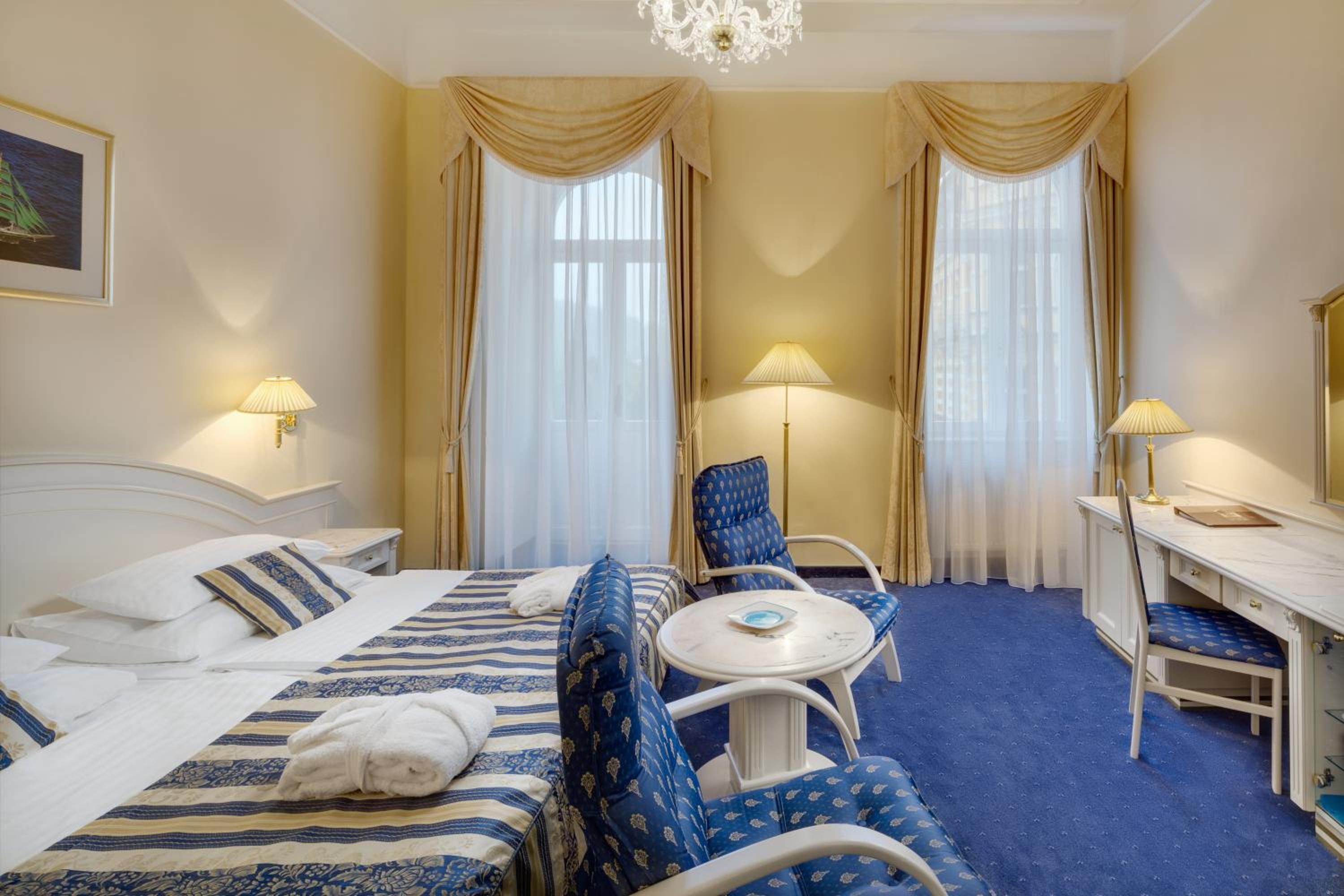 Wellness, Superior, Double or Twin Bed, City View