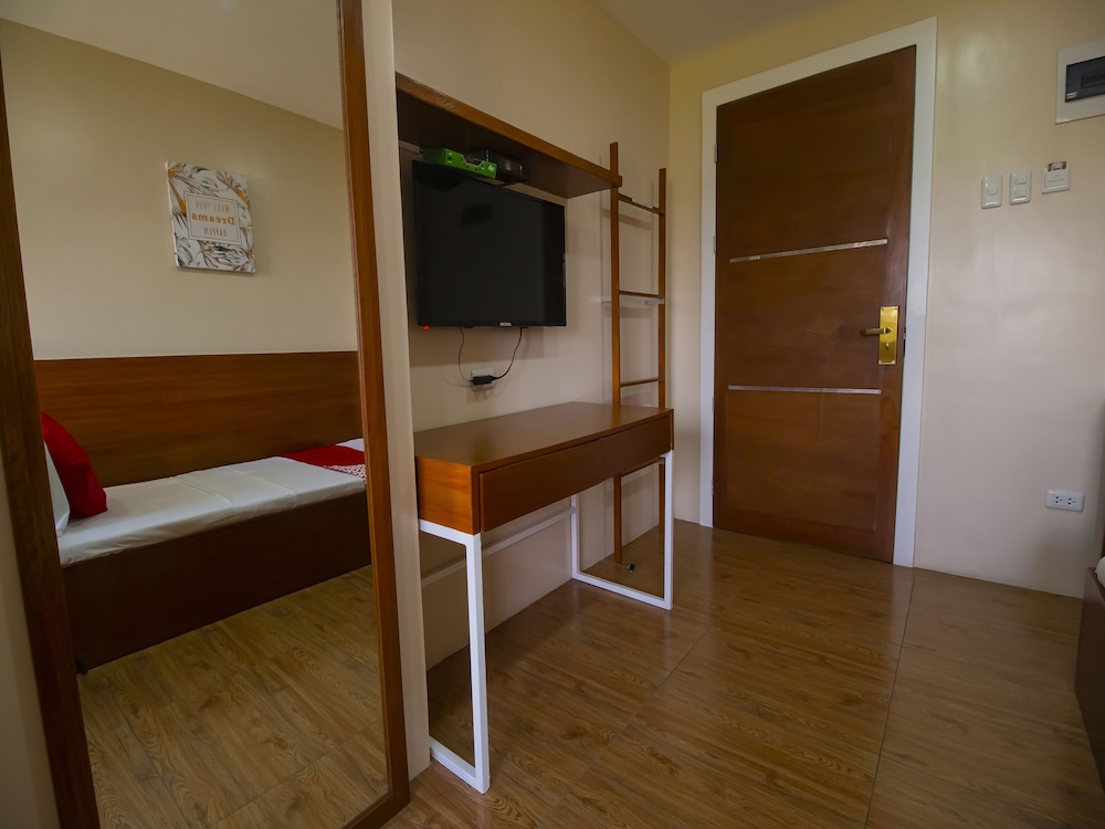 OYO 832 The Teepee Place Hostel & Residence Inn 32/37