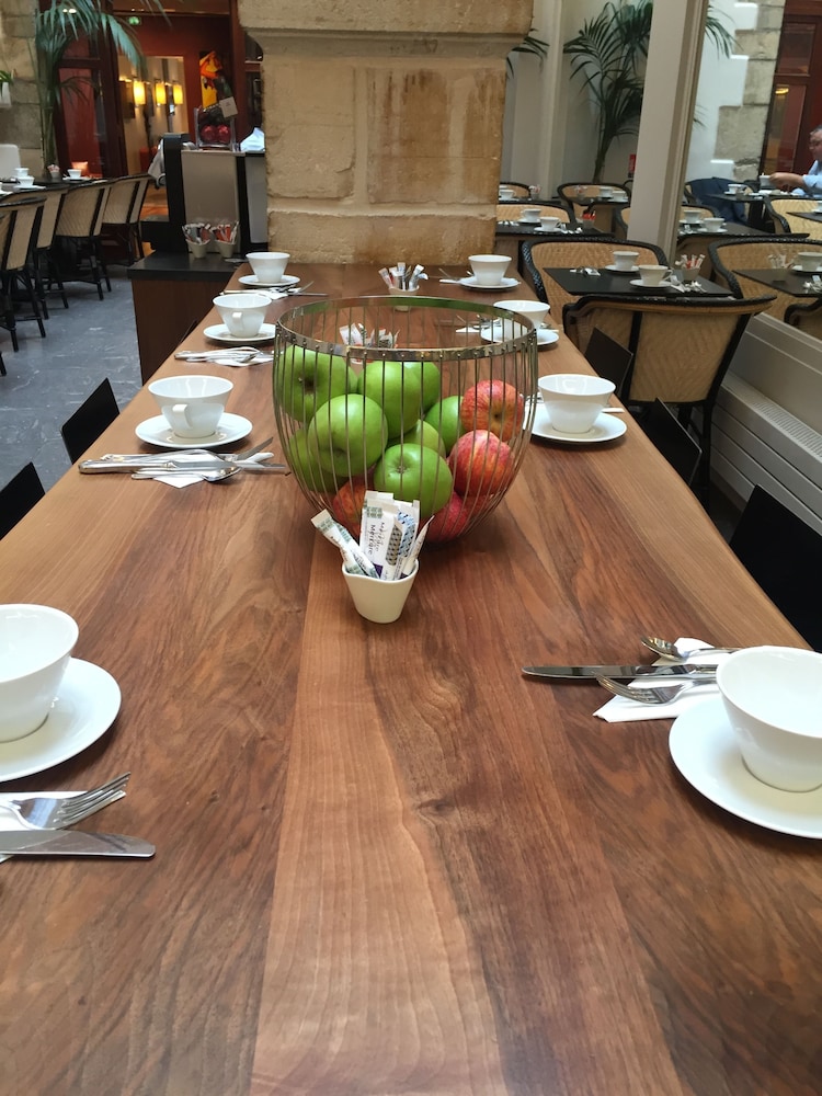 Mercure Bayonne Centre Le Grand Hotel 31/49