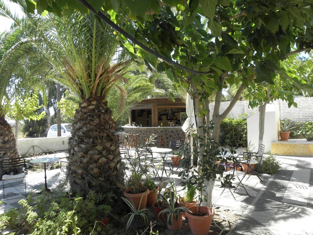 Areti Hotel 3/49