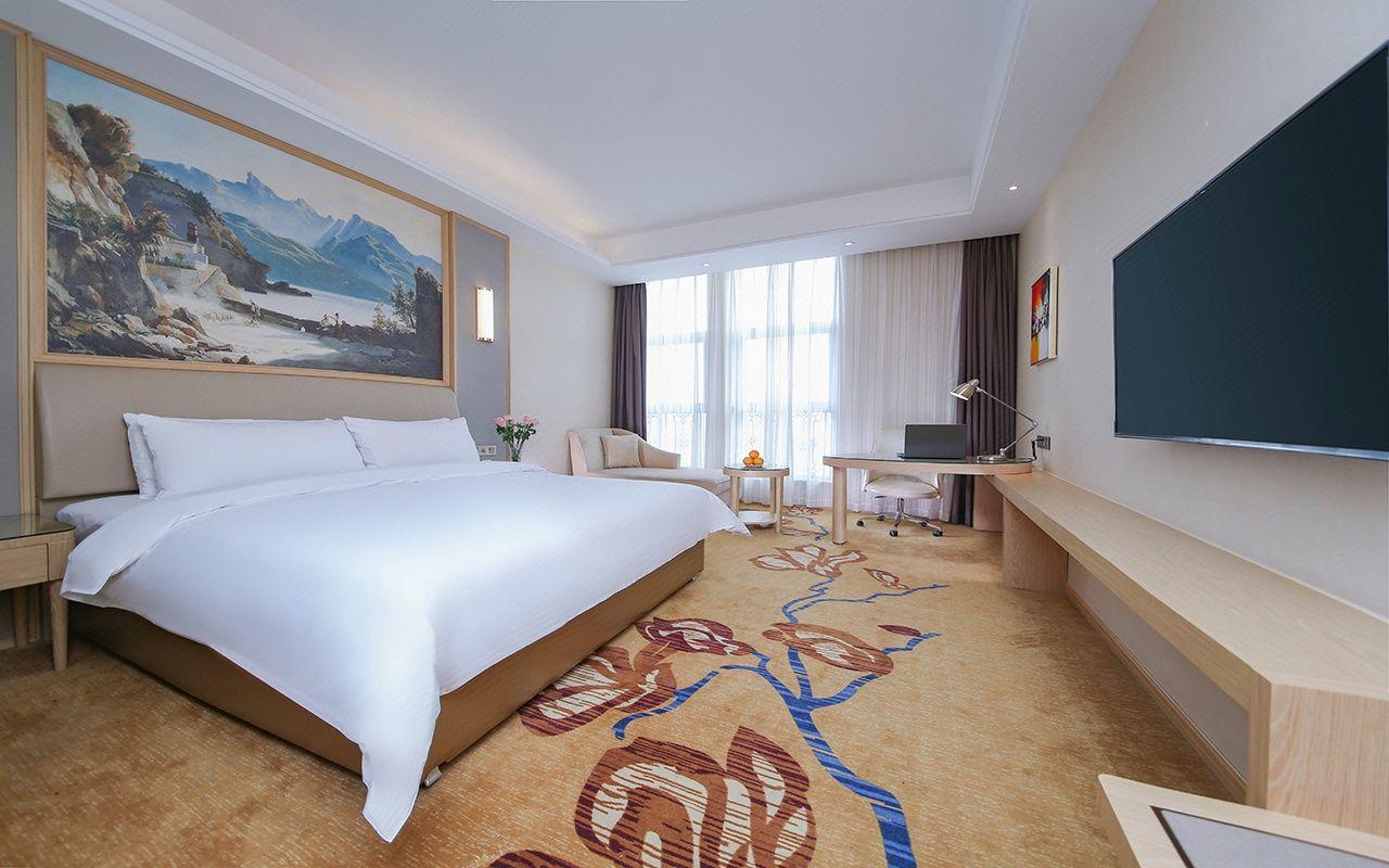Vienna International Hotel (Wuhan Yangluo new port) 20/40