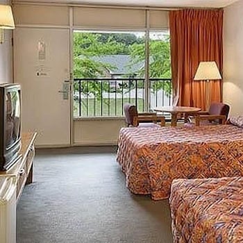 Motel6 Spindale, NC - Forest City 11/29
