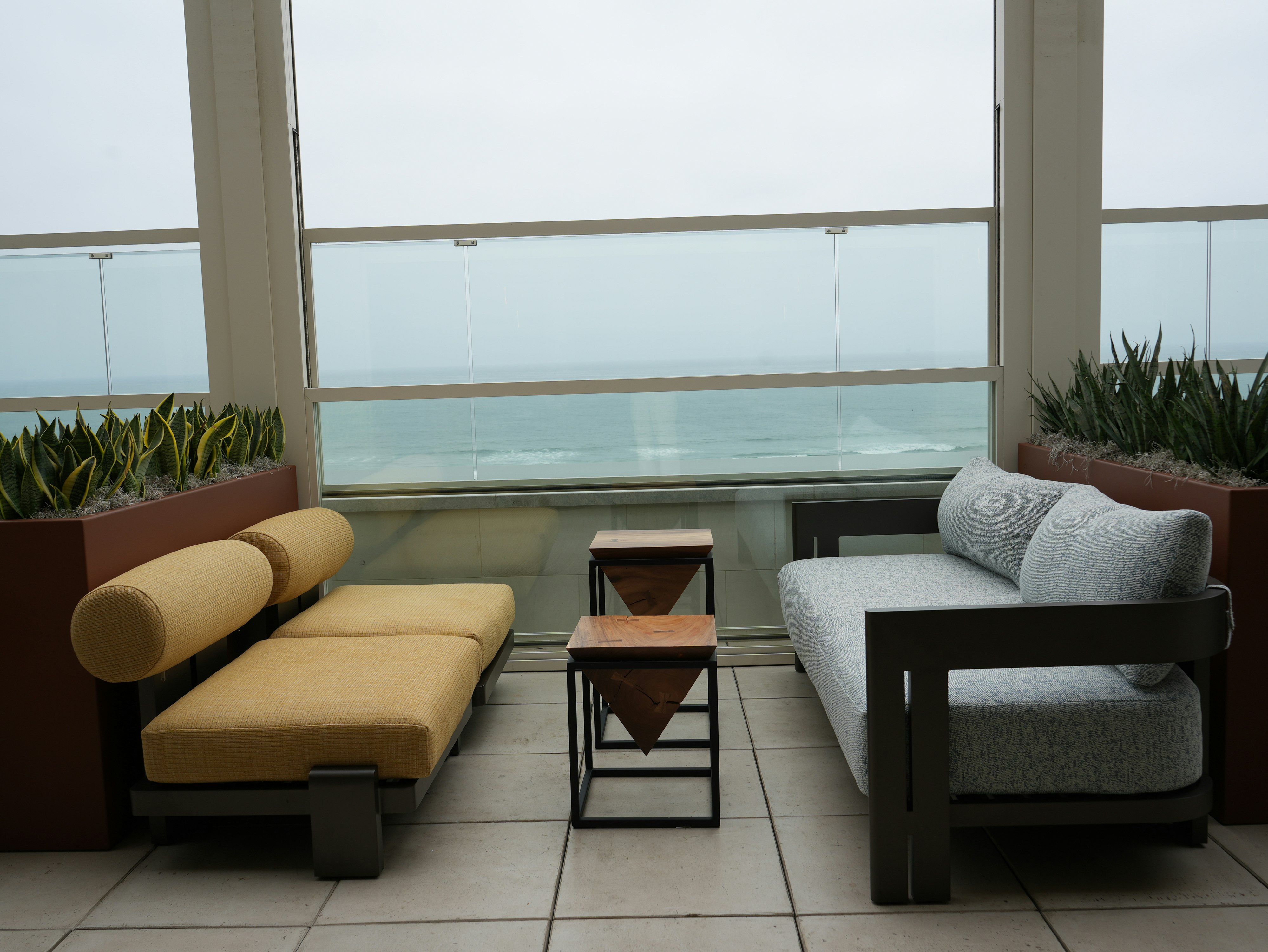 The Waterfront Beach Resort, a Hilton Hotel 51/77