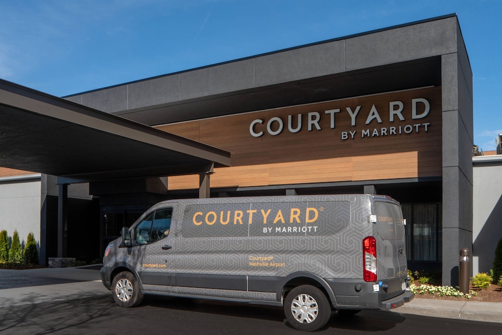 Courtyard Nashville Airport 1/34