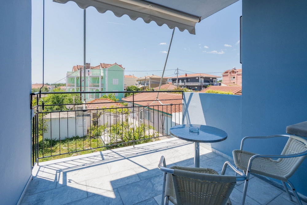 Poseidon Apartments 24/45