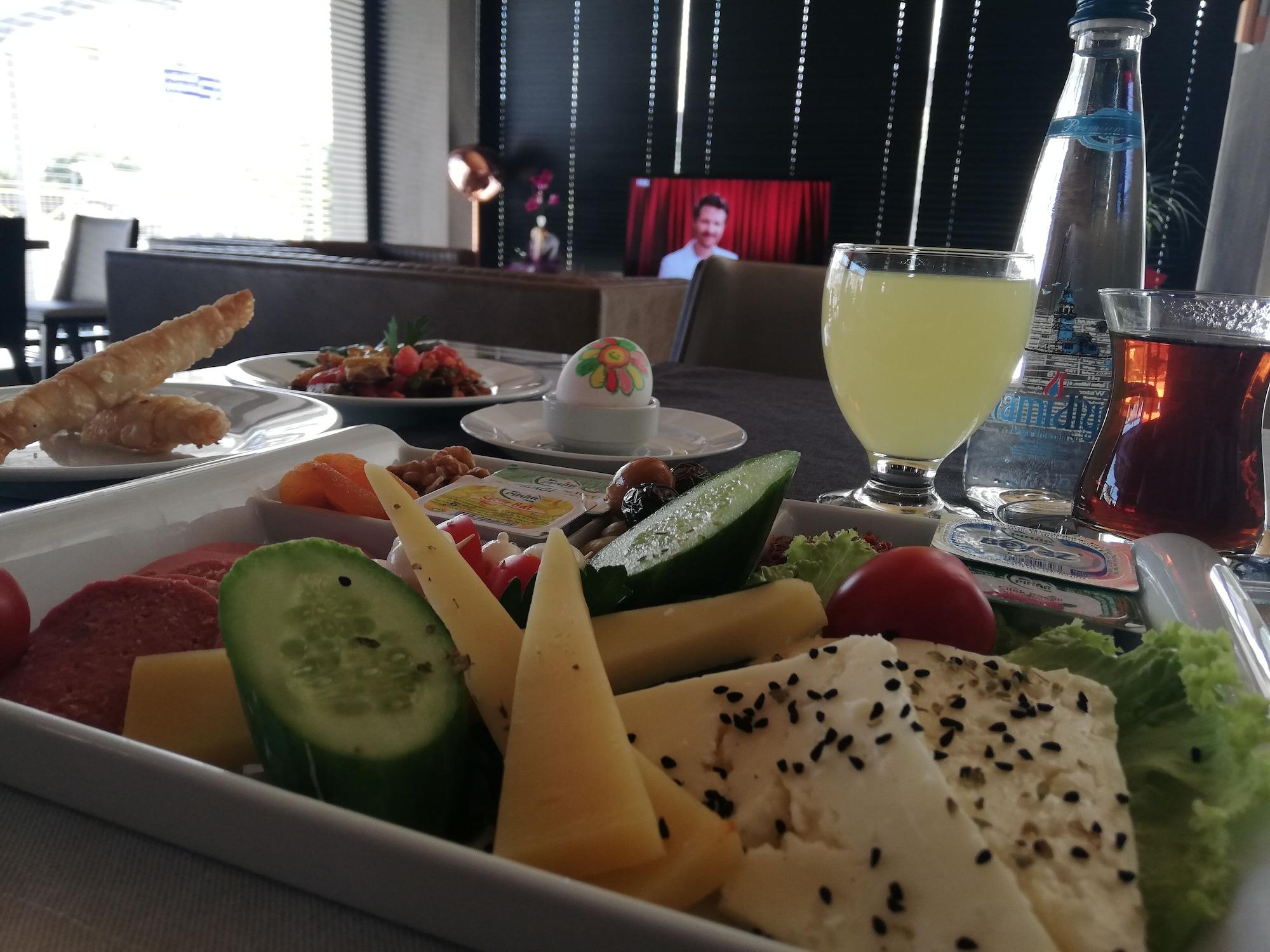 Yurdakul Hotel 25/46