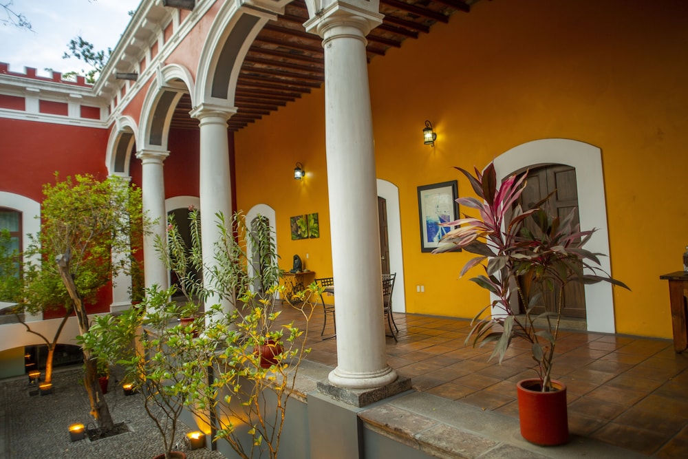 Hacienda Del Gobernador 26/34