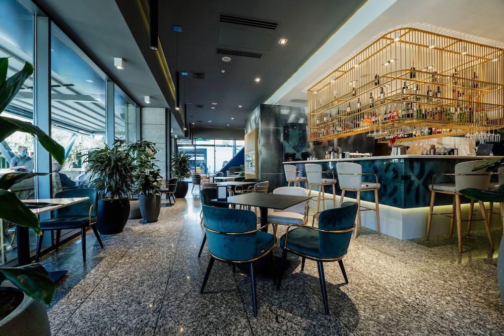 Messier 53 Hotel Yerevan 36/50