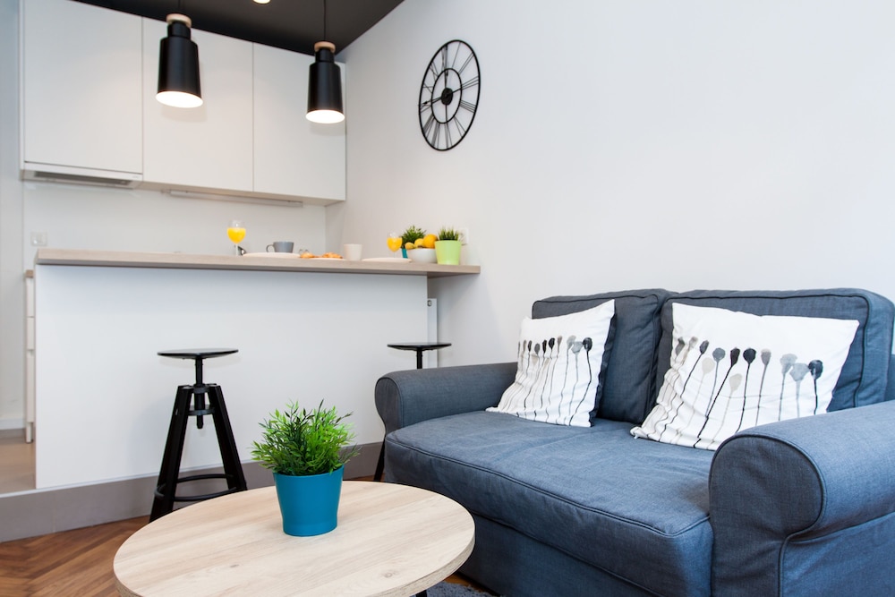 Loox Serviced Apartments Hatzova 10/33