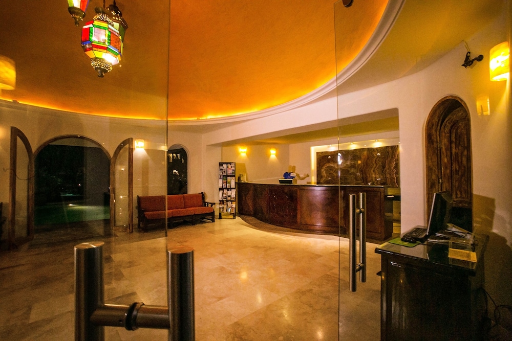 Club Del Moro Hotel Suites 6/72