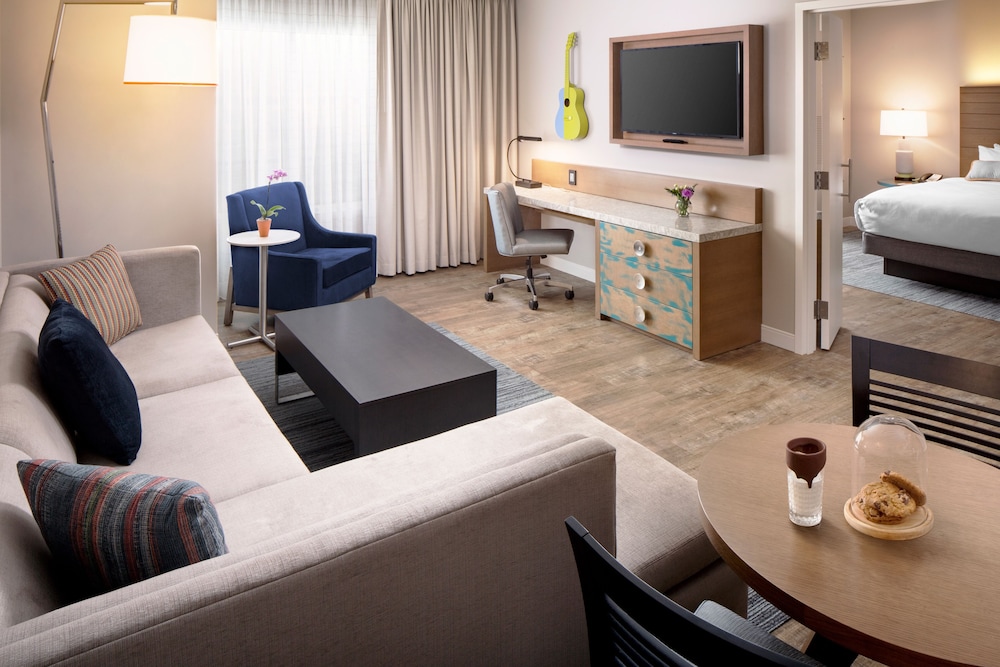 Hotel Indigo Gainesville-Celebration Pointe 38/71