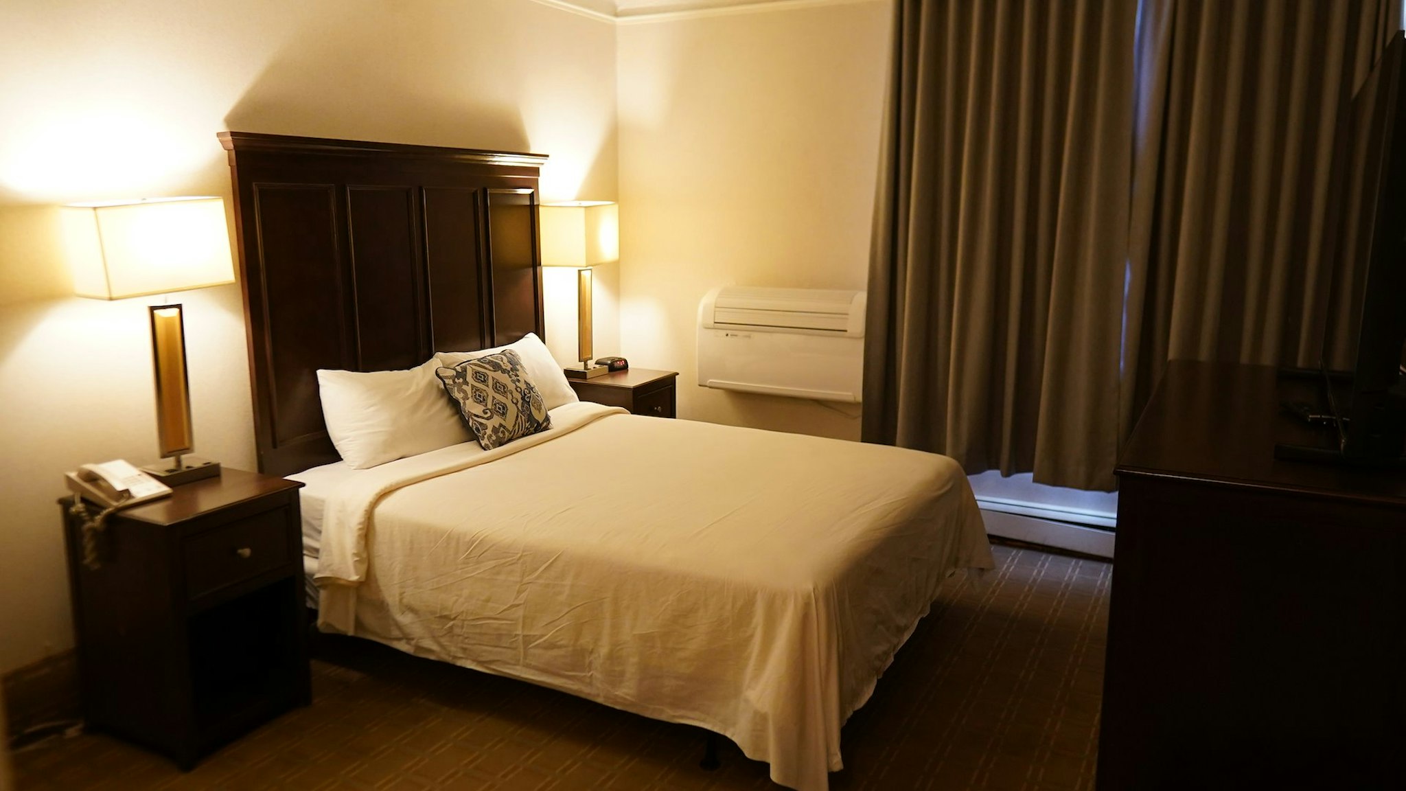 Prince Arthur Waterfront Hotel & Suites 19/43