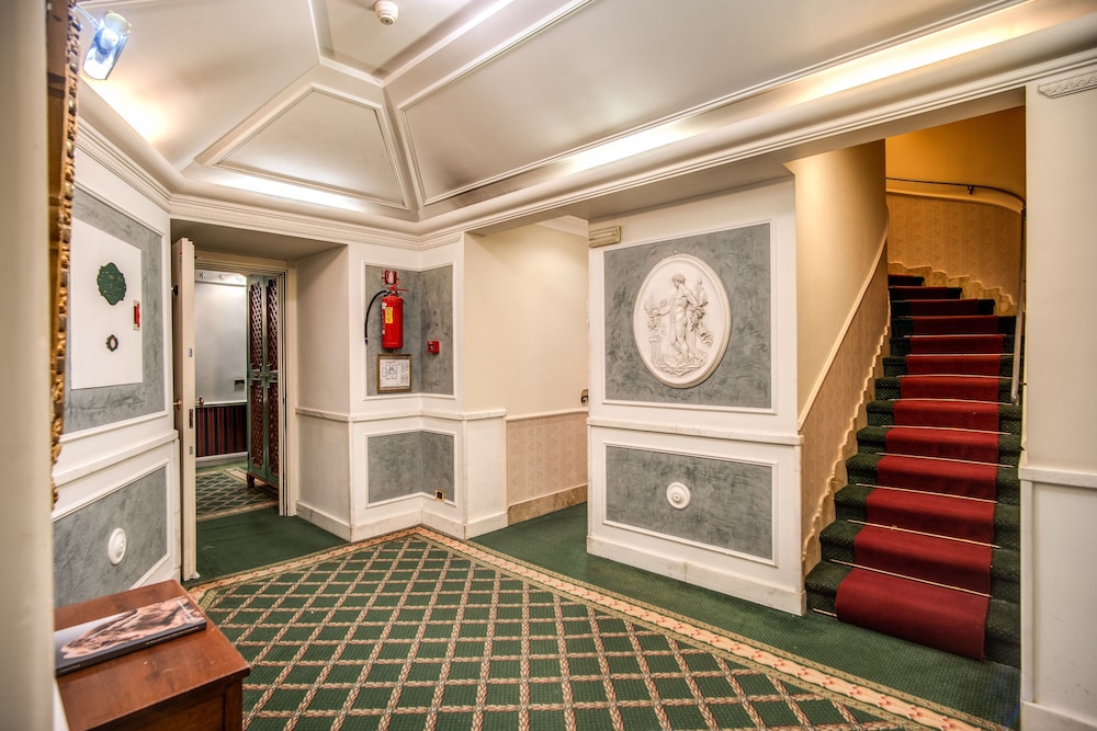 The Britannia Hotel 7/47