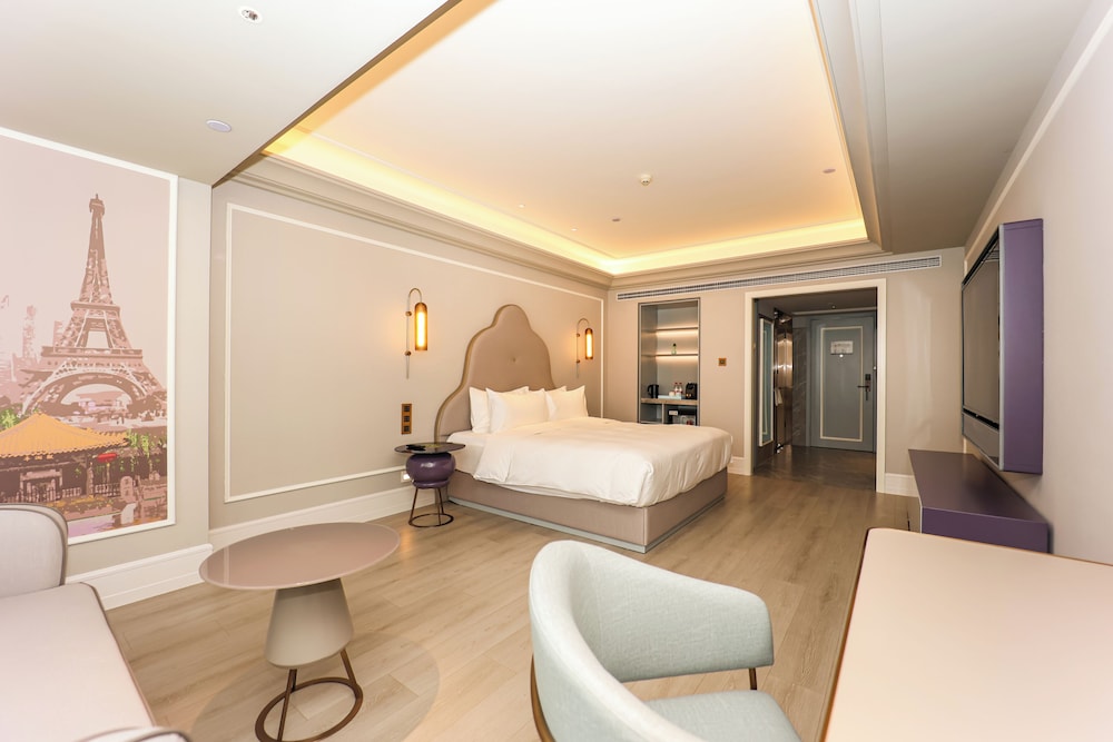 Mercure Jinan West Railway Station 38/65