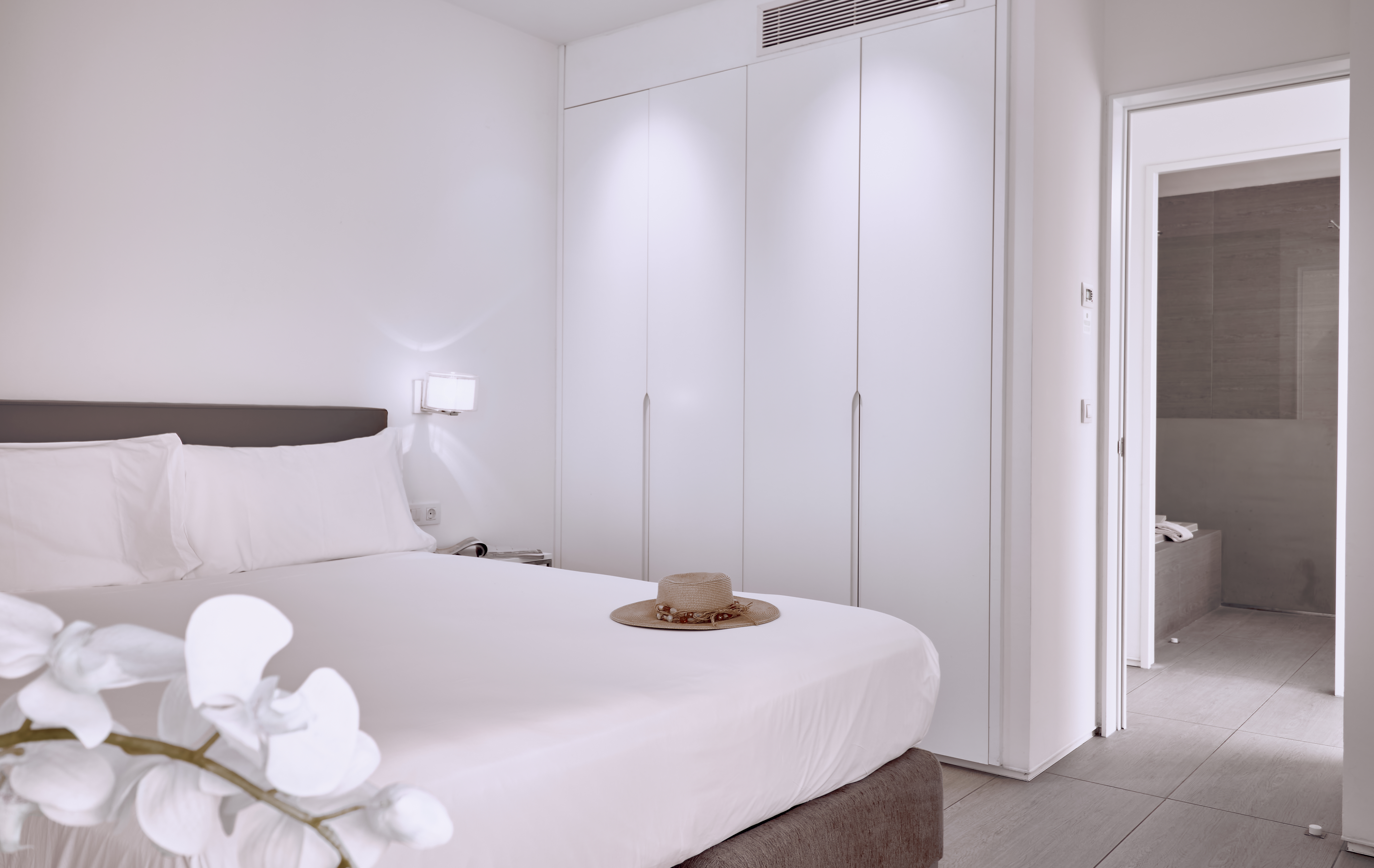 Serenity, 2 Bedrooms, Suite, Side Sea View, Private Pool, Hot Tub