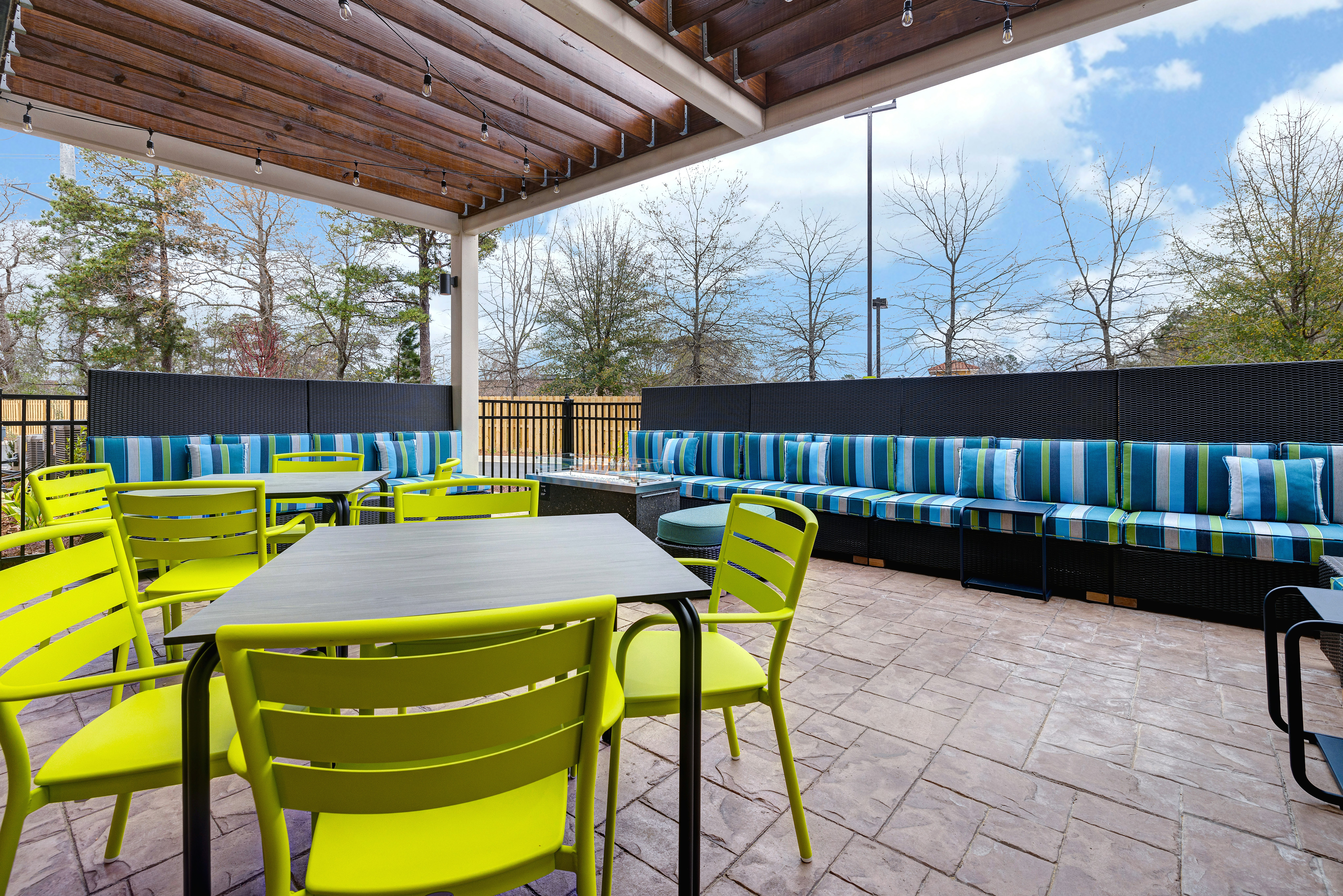 Home2 Suites by Hilton Blythewood SC 46/67