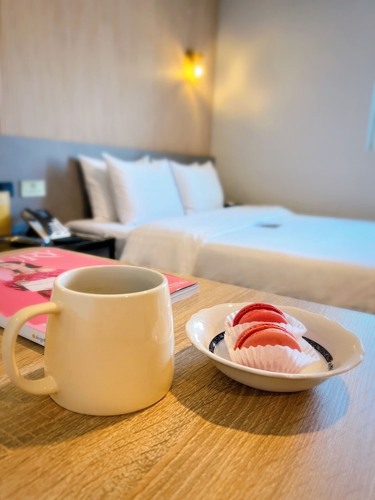 Hotel 24st Urban Brown Seosan Lake Park 35/50