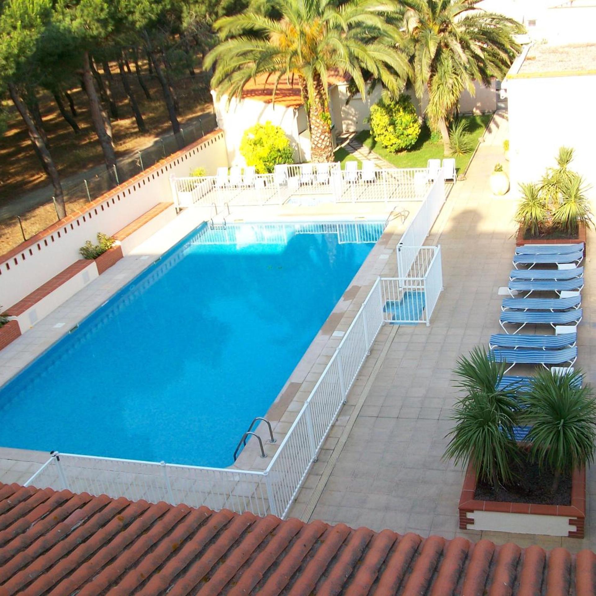 Hôtel Plage Des Pins 26/52