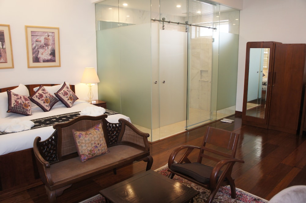 Heeren Palm Suites 47/55