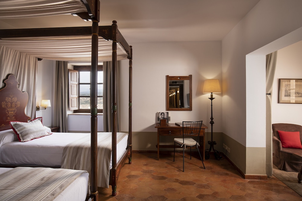 Parador De Tortosa 9/65