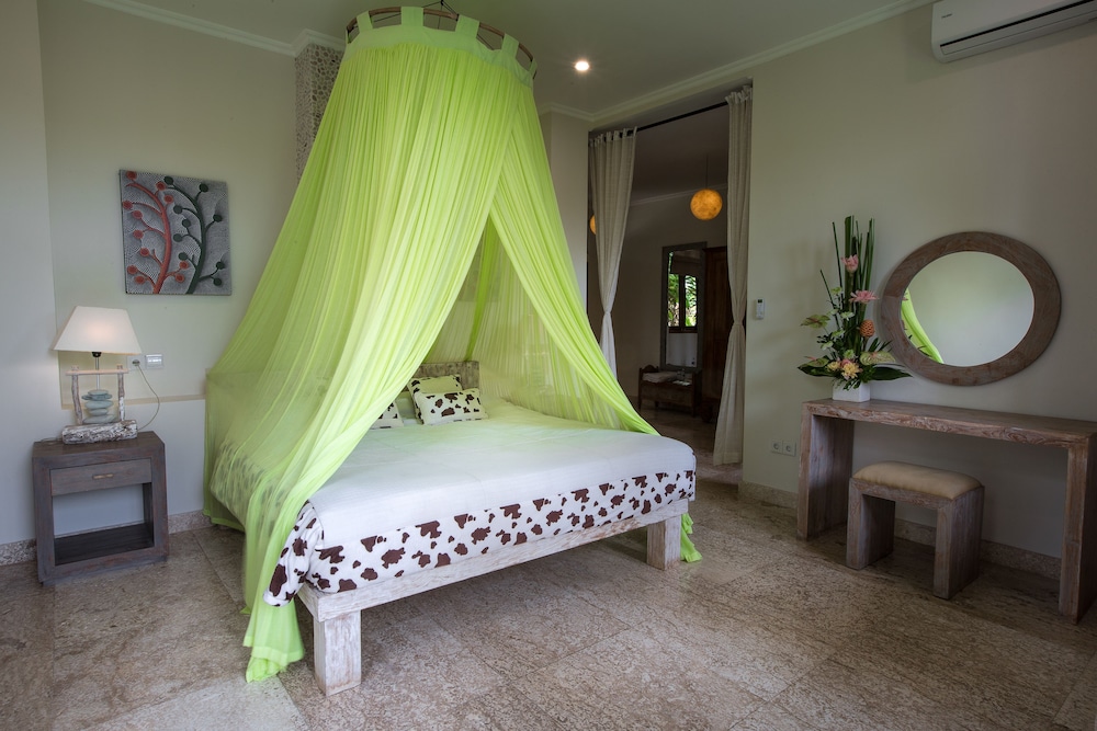Ecosfera Hotel 15/50