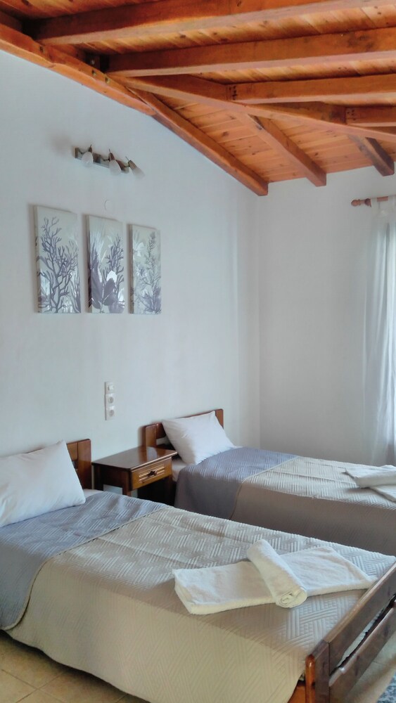 Villa Maraki 33/68