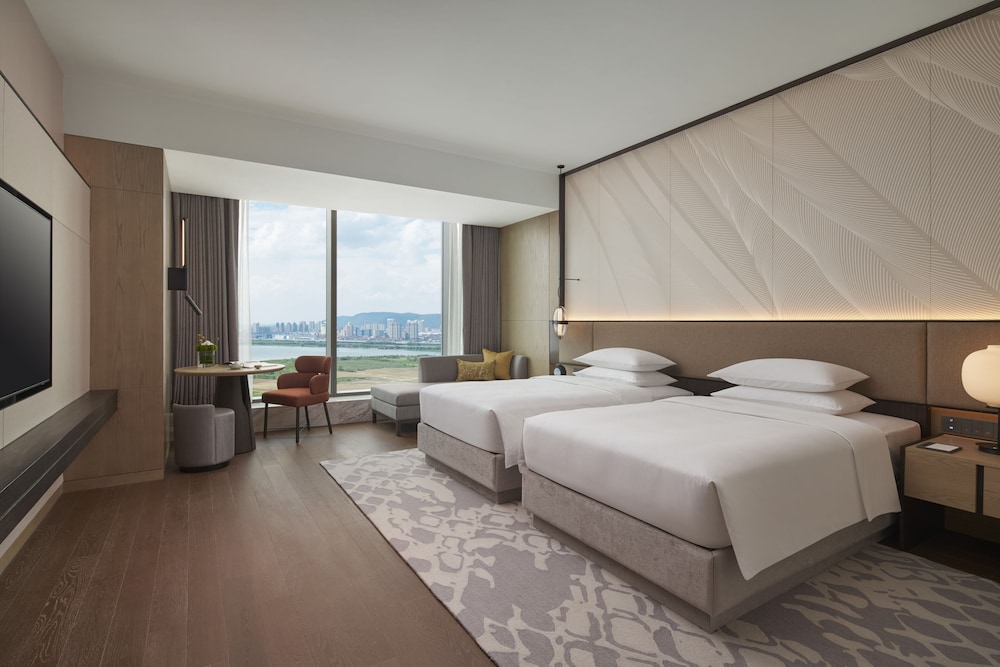 Hyatt Regency Changshu Kuncheng Lake 8/50