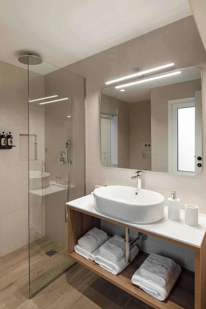 Astikon Xenofontos Suites 50/50