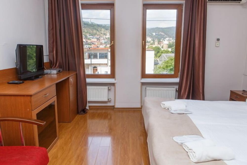 Hotel Nata 16/48
