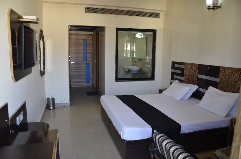 Hotel Citi Heights 16/41