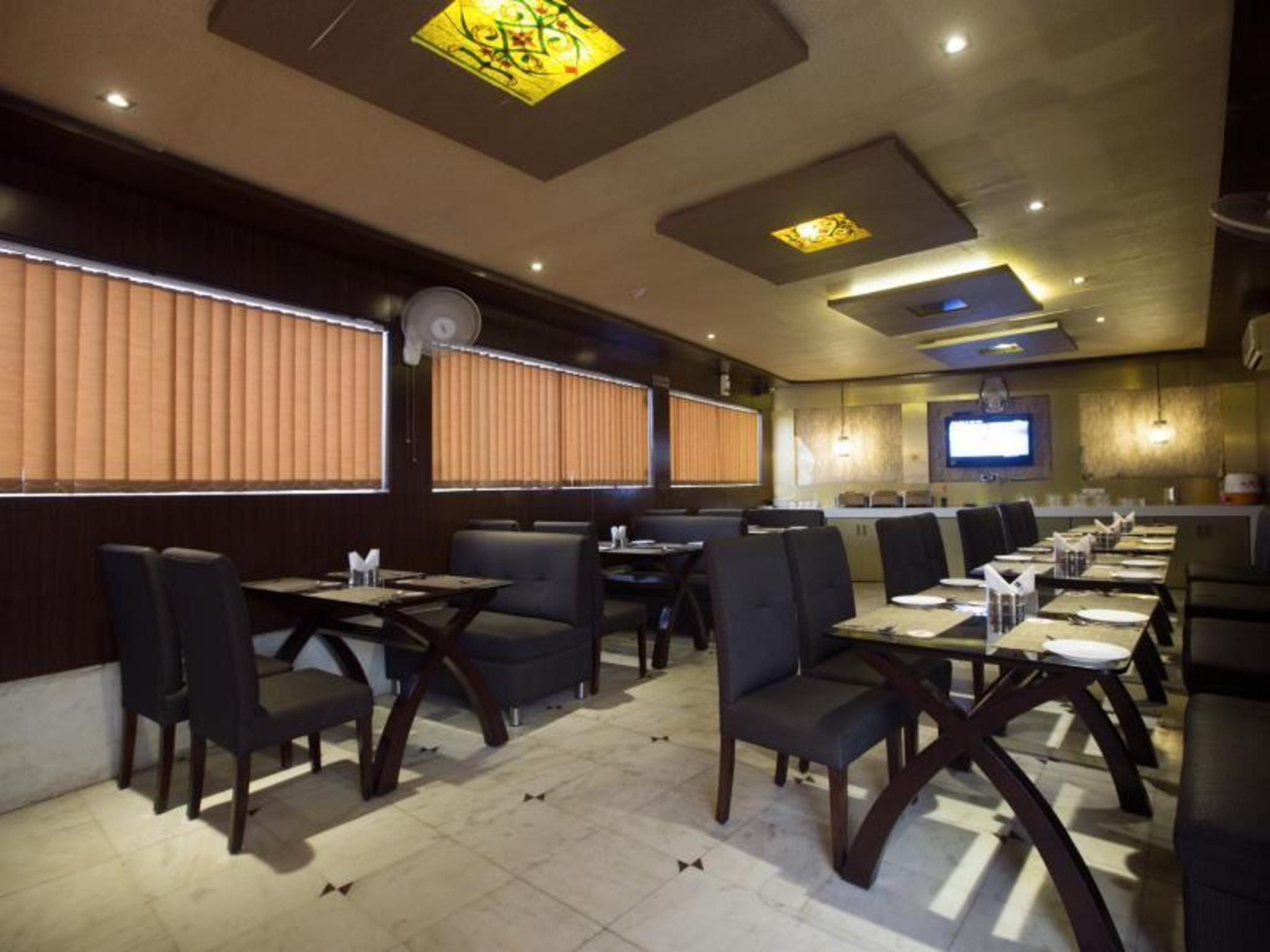Hotel Krishna 29/32
