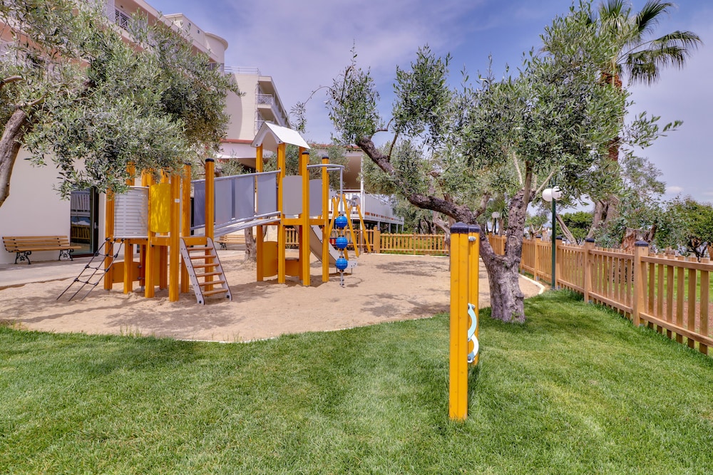 Calamos Beach Family Club Hotel By Anayia All Inclusive Resorts 57/68