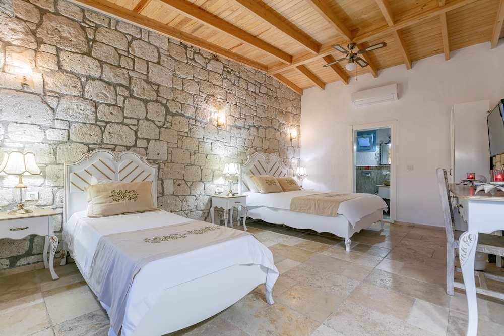 Villa Fora Hotel 15/48