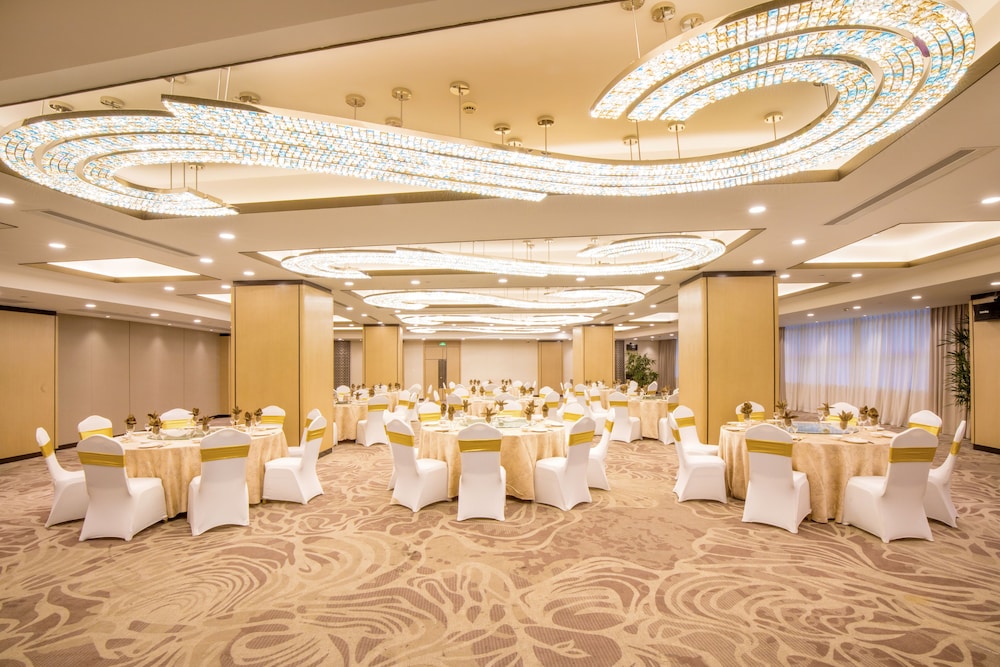 Jin Jiang Pine City Hotel 42/50