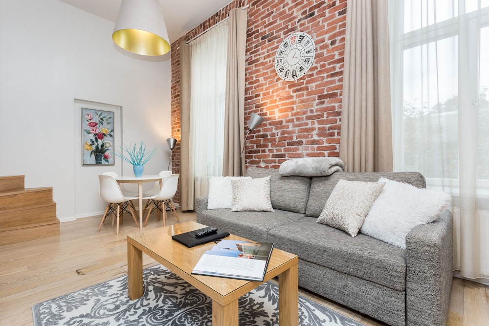 Angleterre Apartments 32/50