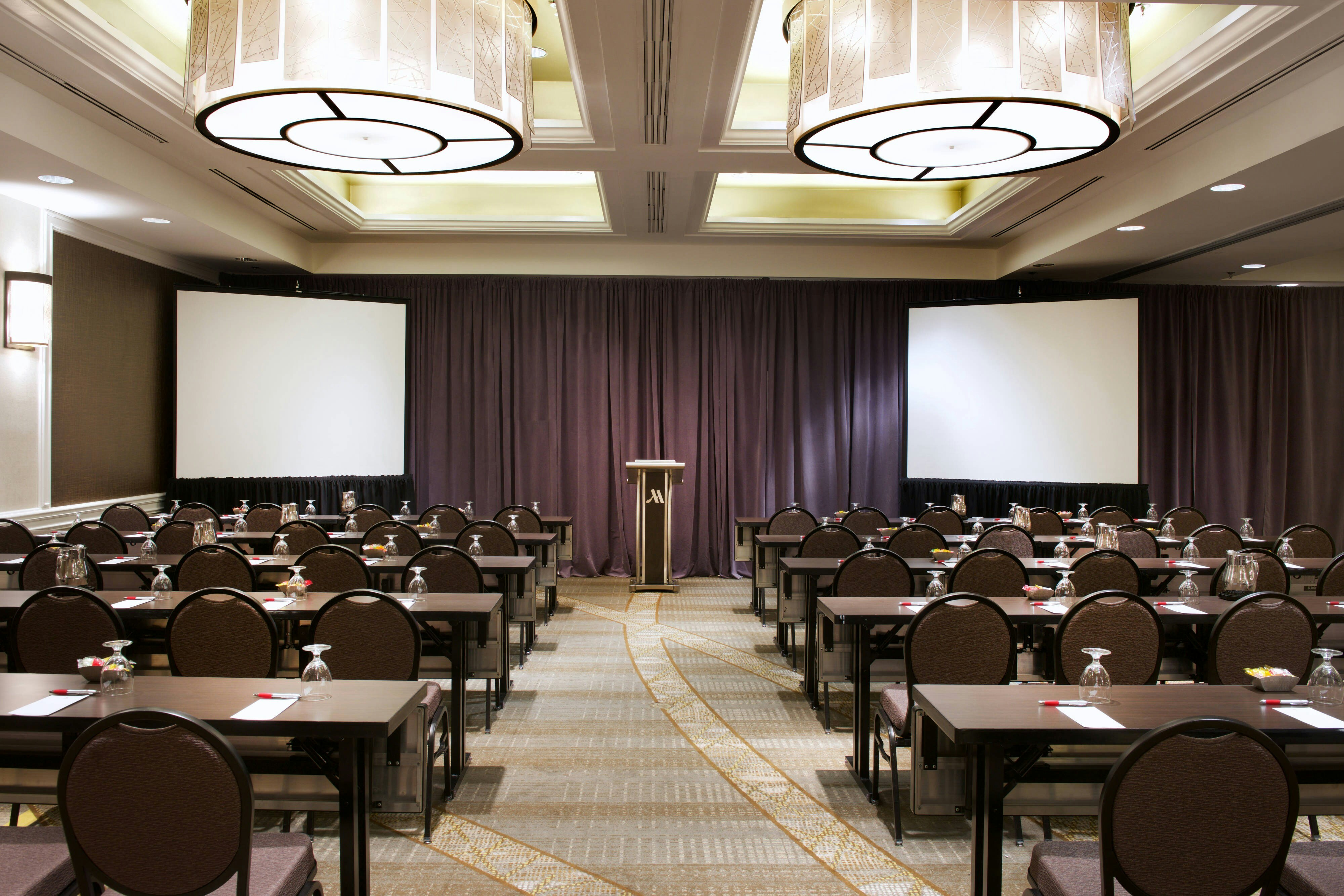 Fairfax Marriott at Fair Oaks 14/24