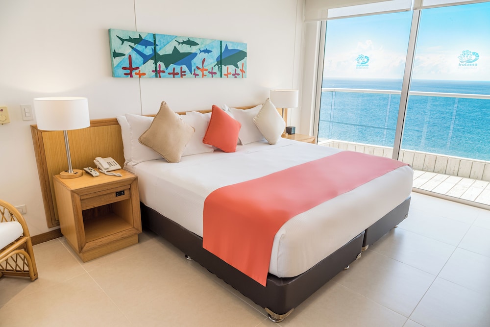 DELUXE, SEA VIEW