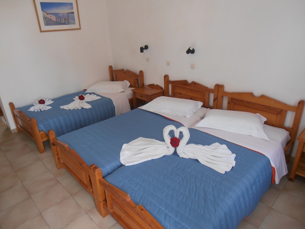 HOTEL MARILIZA BEACH 4/28