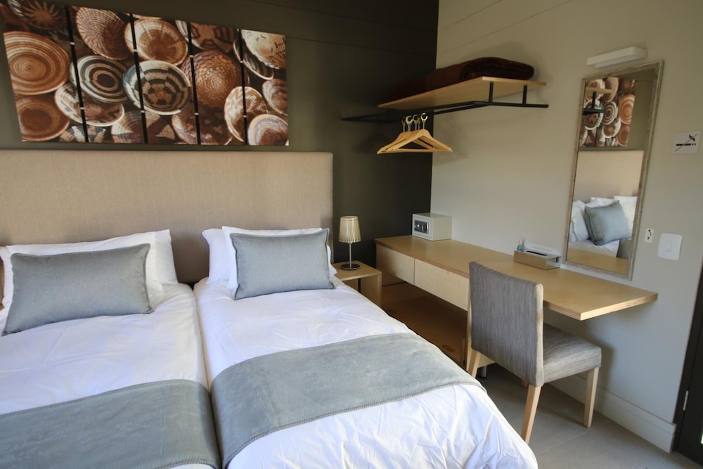 The Elegant Guesthouse 7/31