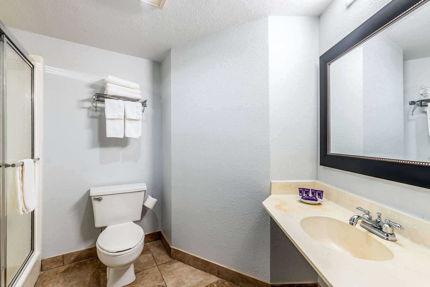 Knights Inn And Suites Searcy thumb 2