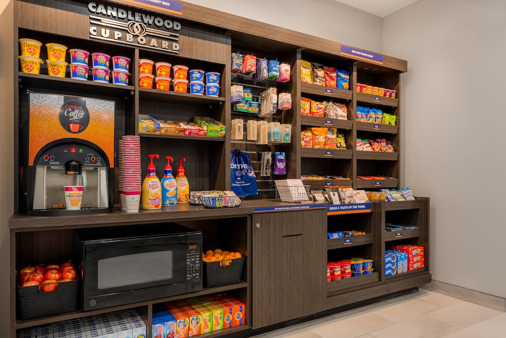 Candlewood Suites Cookeville 40/53