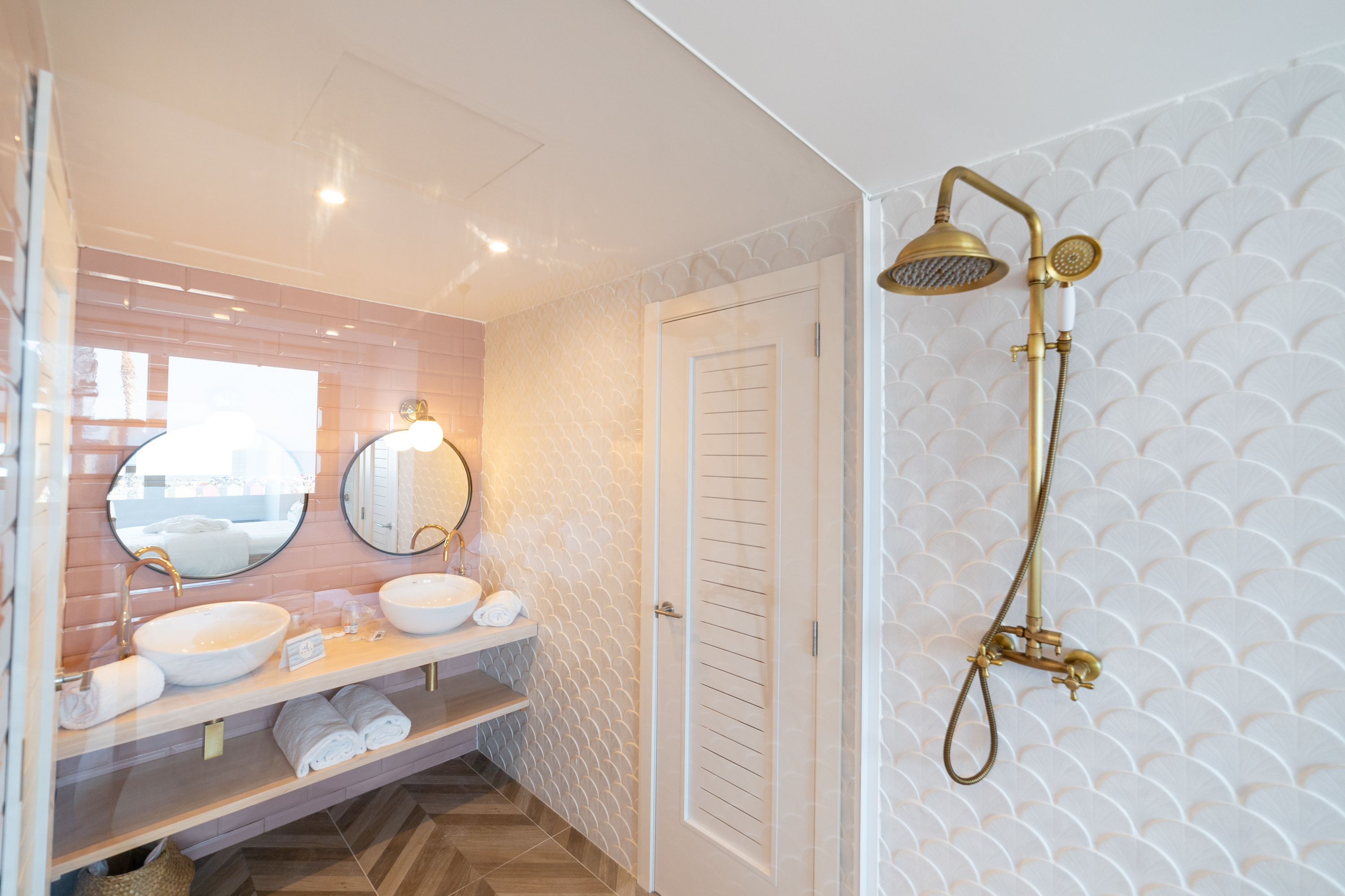 Deluxe, Double Bed, Sea View