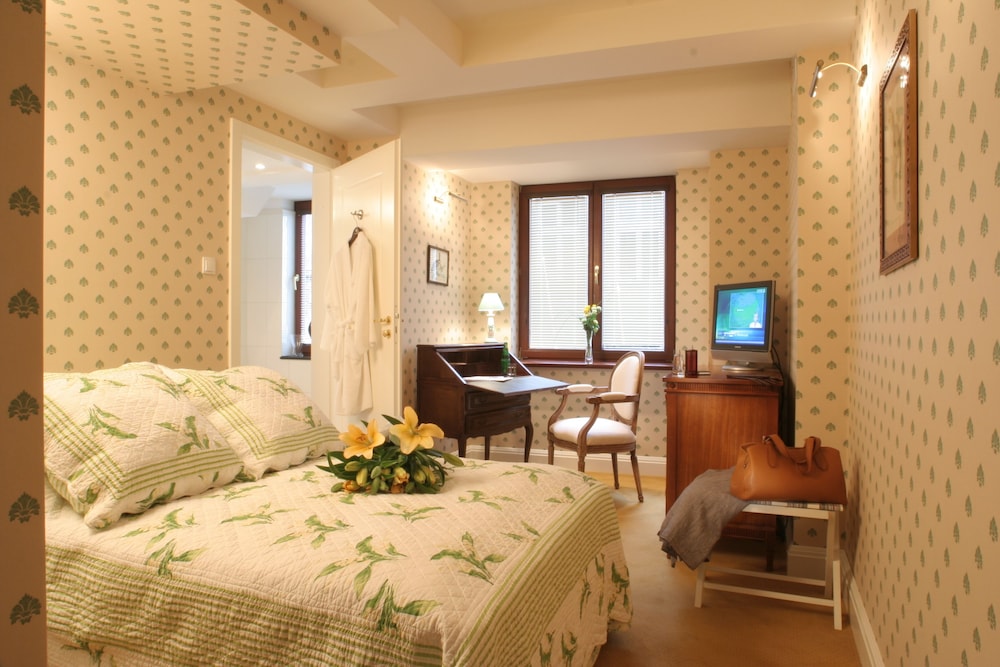 Hotel Grodek 18/50