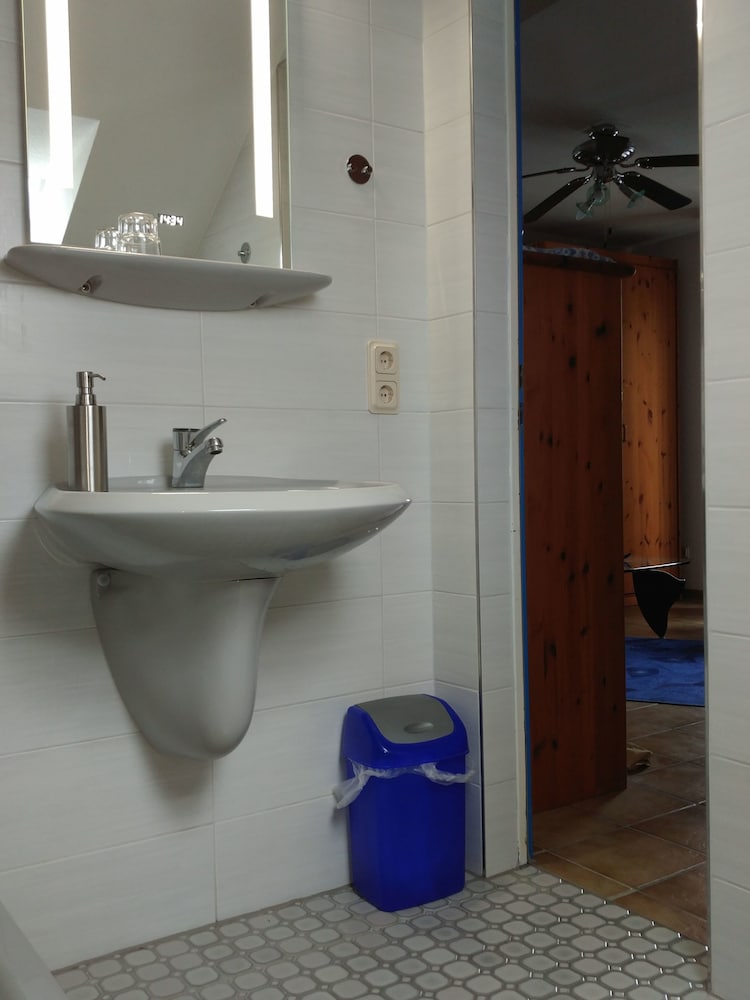 B&B Am See - Privatzimmer 30/34