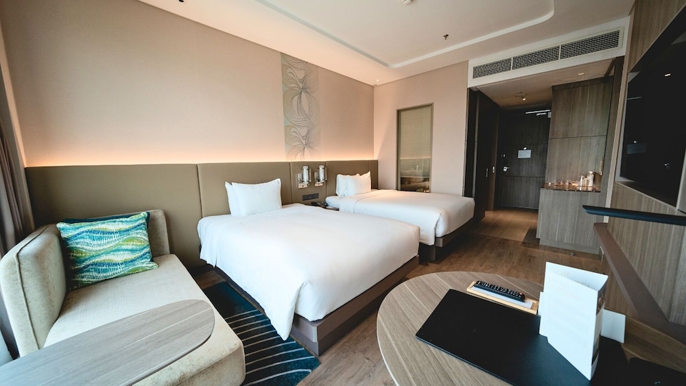 Courtyard Setia Alam 17/60