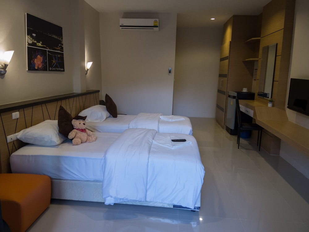 Chitra Suite 30/46