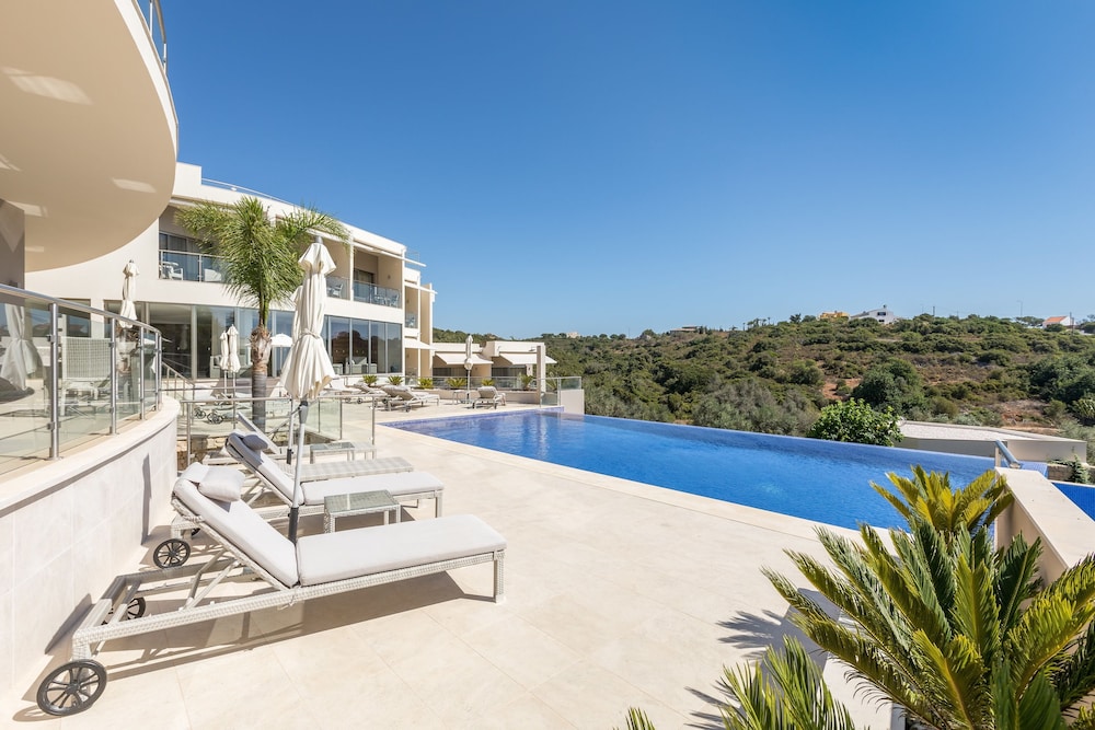 Caneiros Luxury House & Suites 30/67